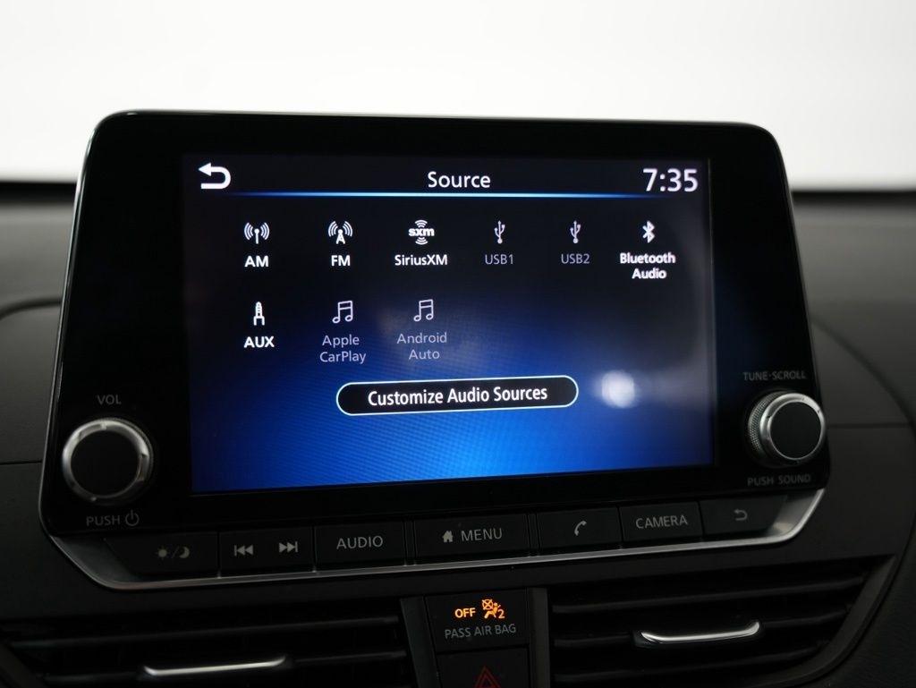 Nissan Altima 2.5 SV Sedan 2021