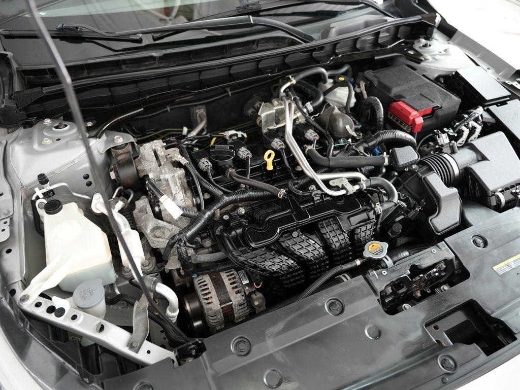 Nissan Altima 2.5 SV Sedan 2021