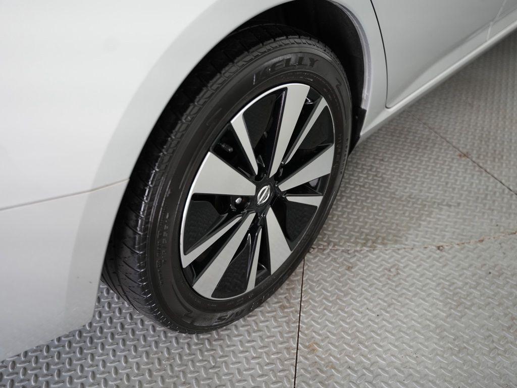 Nissan Altima 2.5 SV Sedan 2021