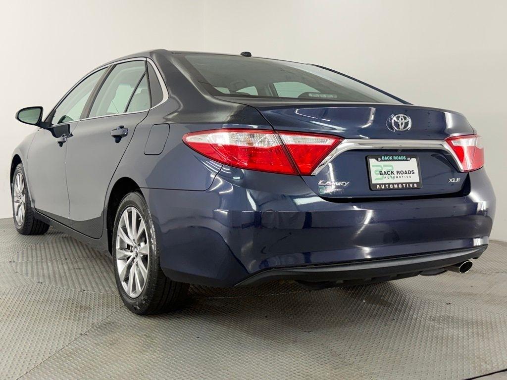 Toyota Camry XLE Auto (Natl) 2017