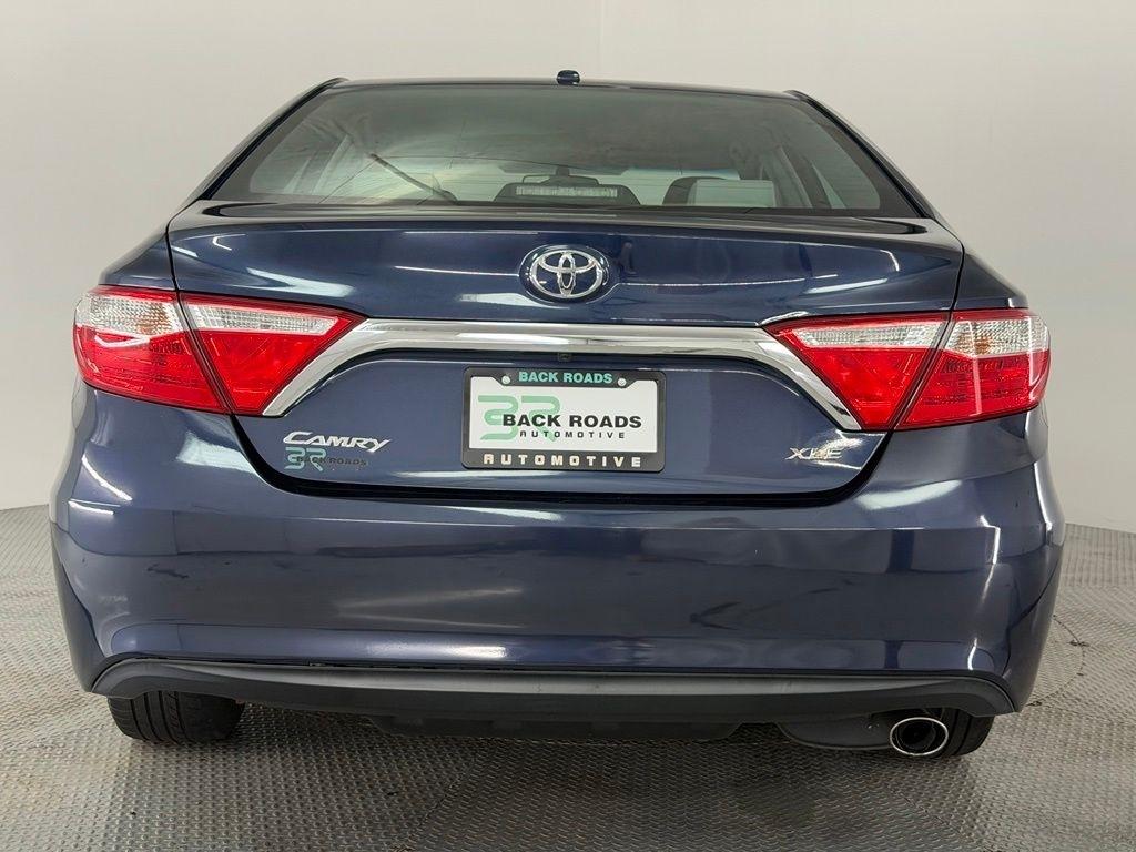 Toyota Camry XLE Auto (Natl) 2017