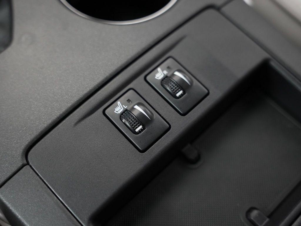 Toyota Camry XLE Auto (Natl) 2017