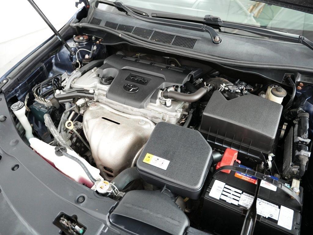 Toyota Camry XLE Auto (Natl) 2017