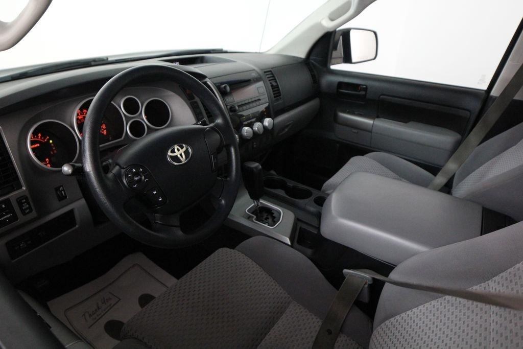 Toyota Tundra 2WD Truck Double Cab 5.7L V8 6-Spd AT (Natl) 2012