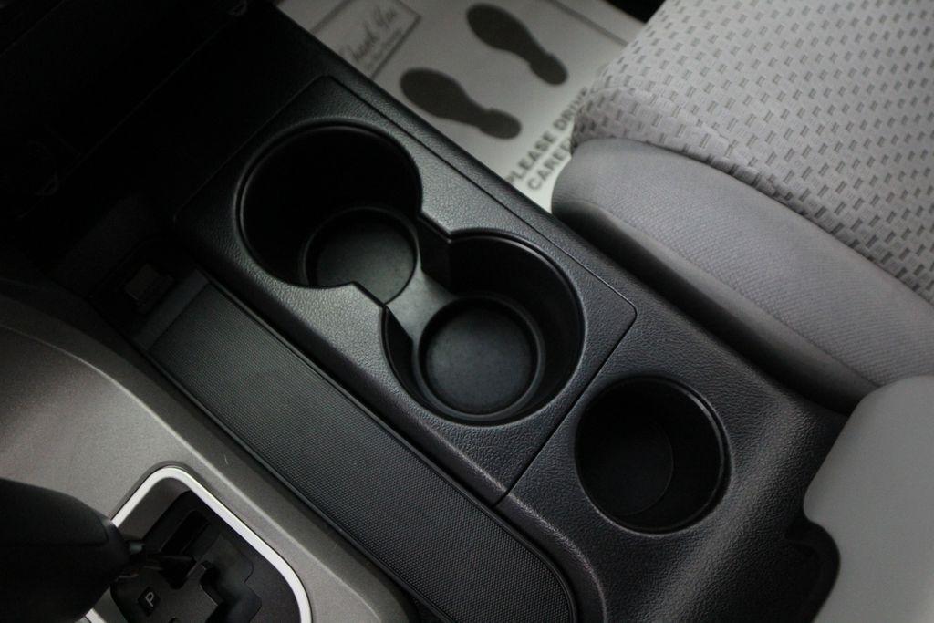 Toyota Tundra 2WD Truck Double Cab 5.7L V8 6-Spd AT (Natl) 2012