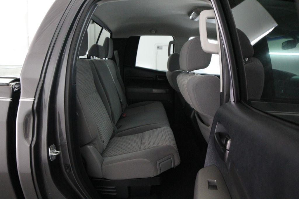 Toyota Tundra 2WD Truck Double Cab 5.7L V8 6-Spd AT (Natl) 2012