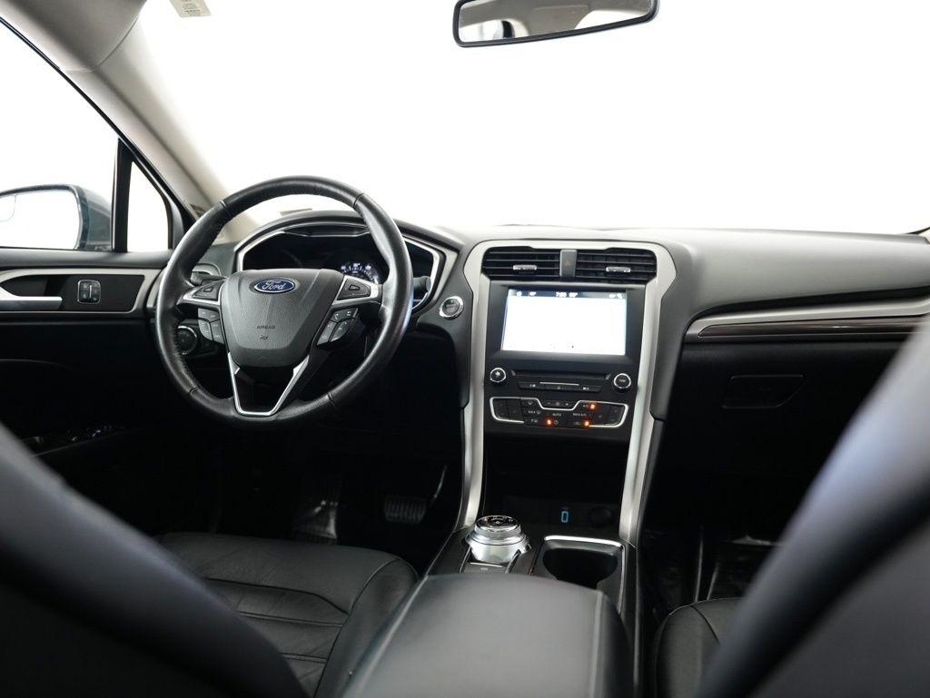Ford Fusion SE FWD 2017