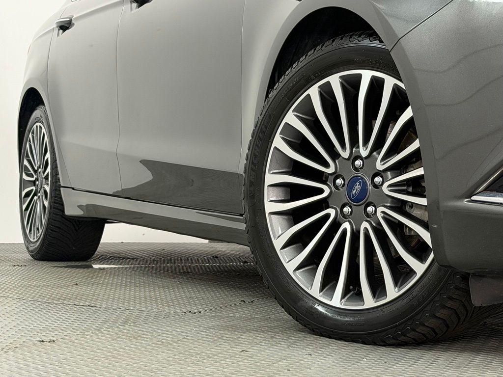 Ford Fusion SE FWD 2017
