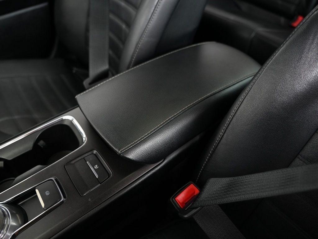 Ford Fusion SE FWD 2017