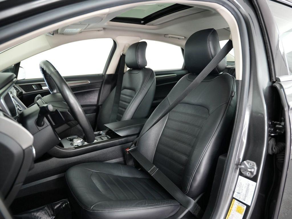 Ford Fusion SE FWD 2017