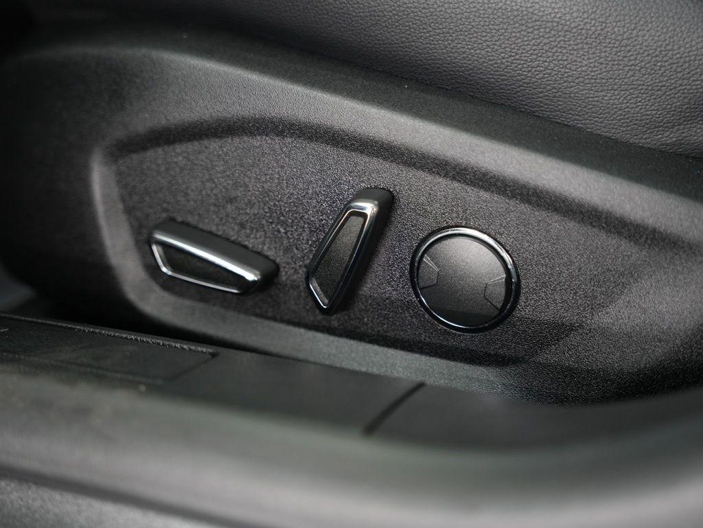 Ford Fusion SE FWD 2017