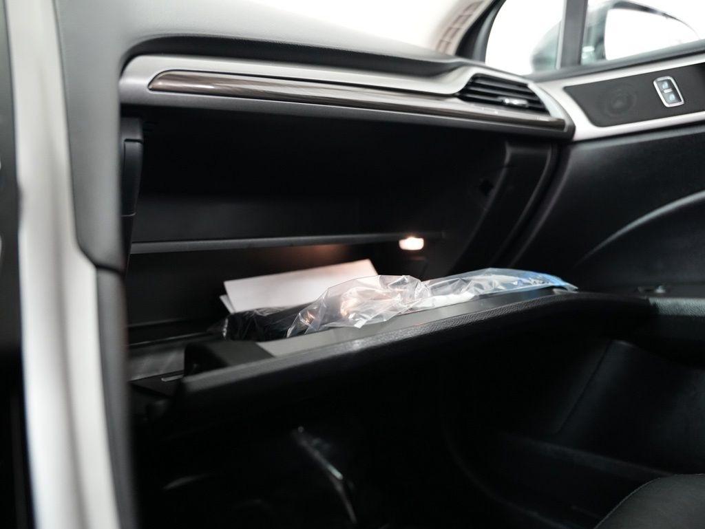 Ford Fusion SE FWD 2017