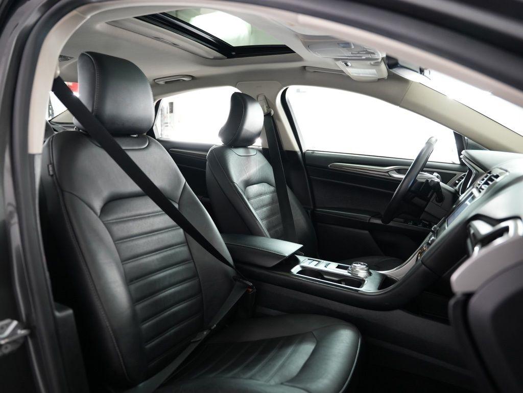 Ford Fusion SE FWD 2017