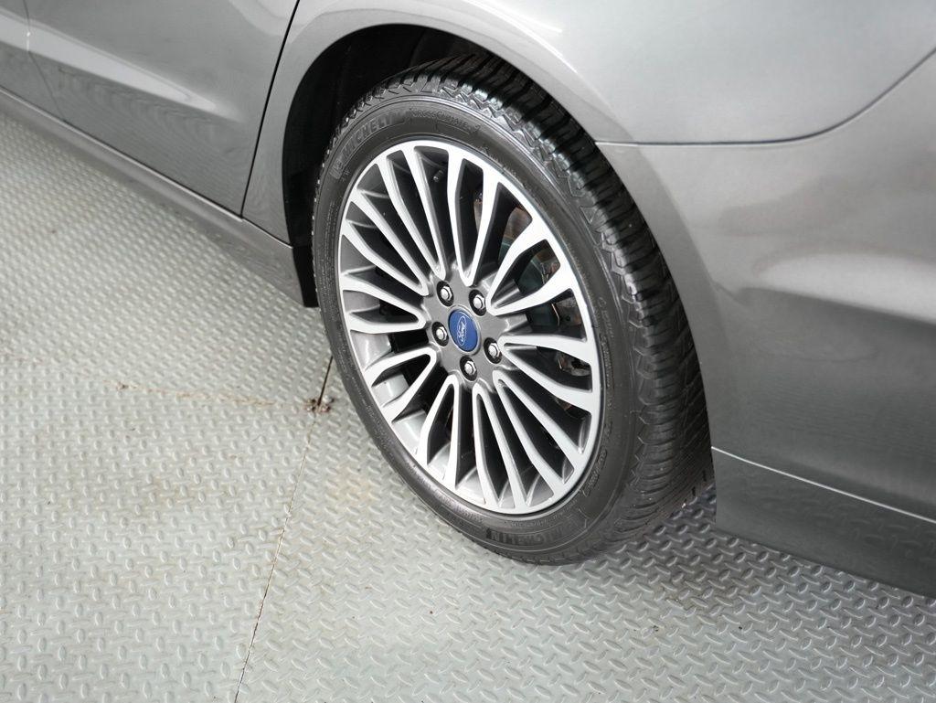 Ford Fusion SE FWD 2017
