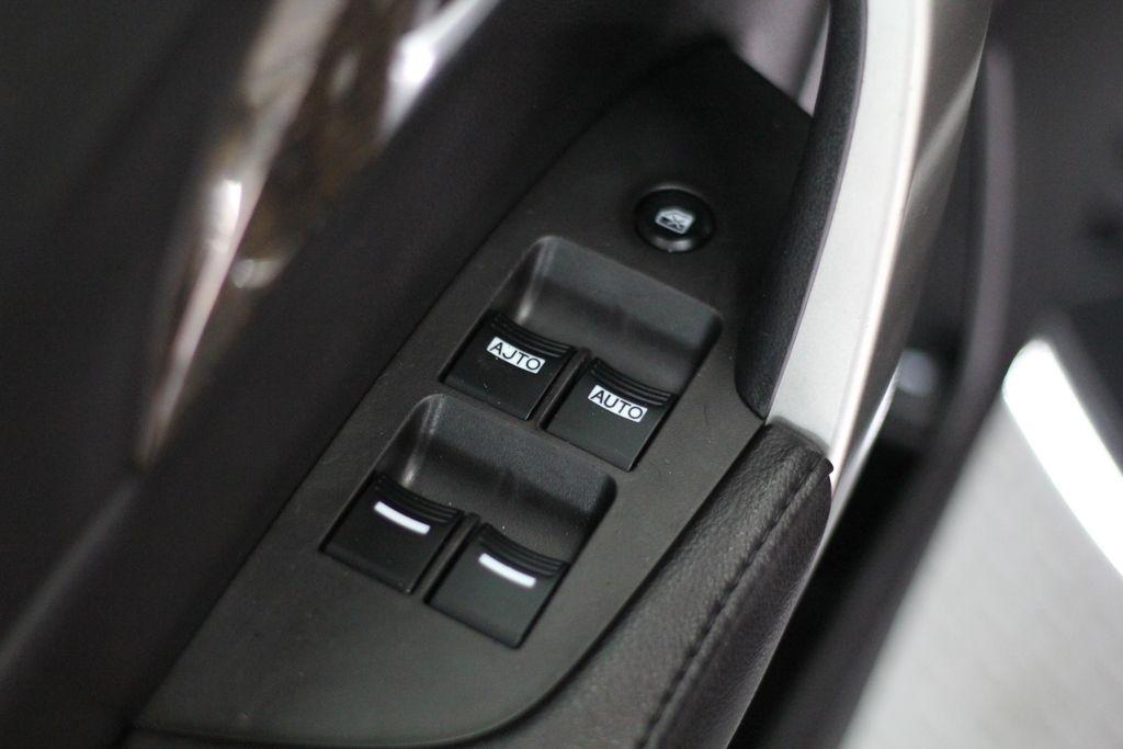 Acura MDX AWD 4dr Tech/Entertainment Pkg 2012