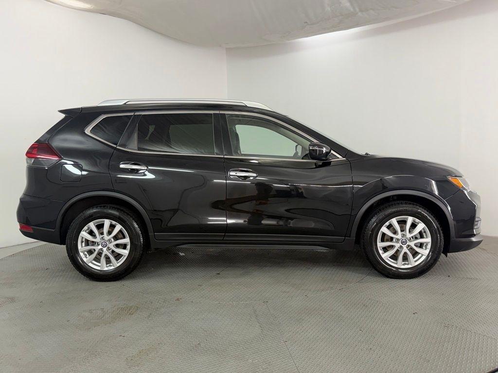 Nissan Rogue FWD SV 2020