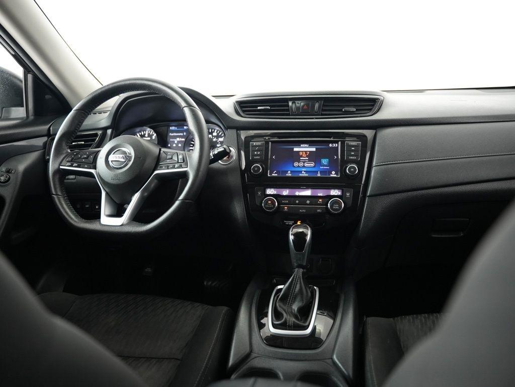Nissan Rogue FWD SV 2020
