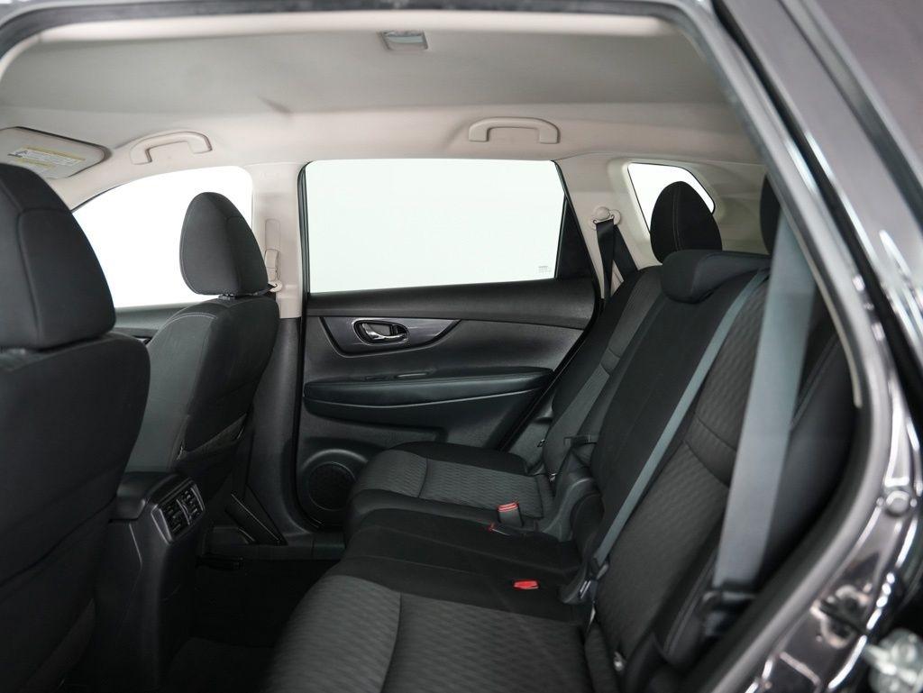 Nissan Rogue FWD SV 2020