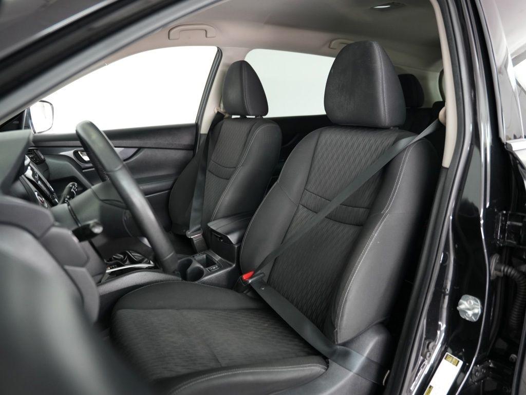 Nissan Rogue FWD SV 2020