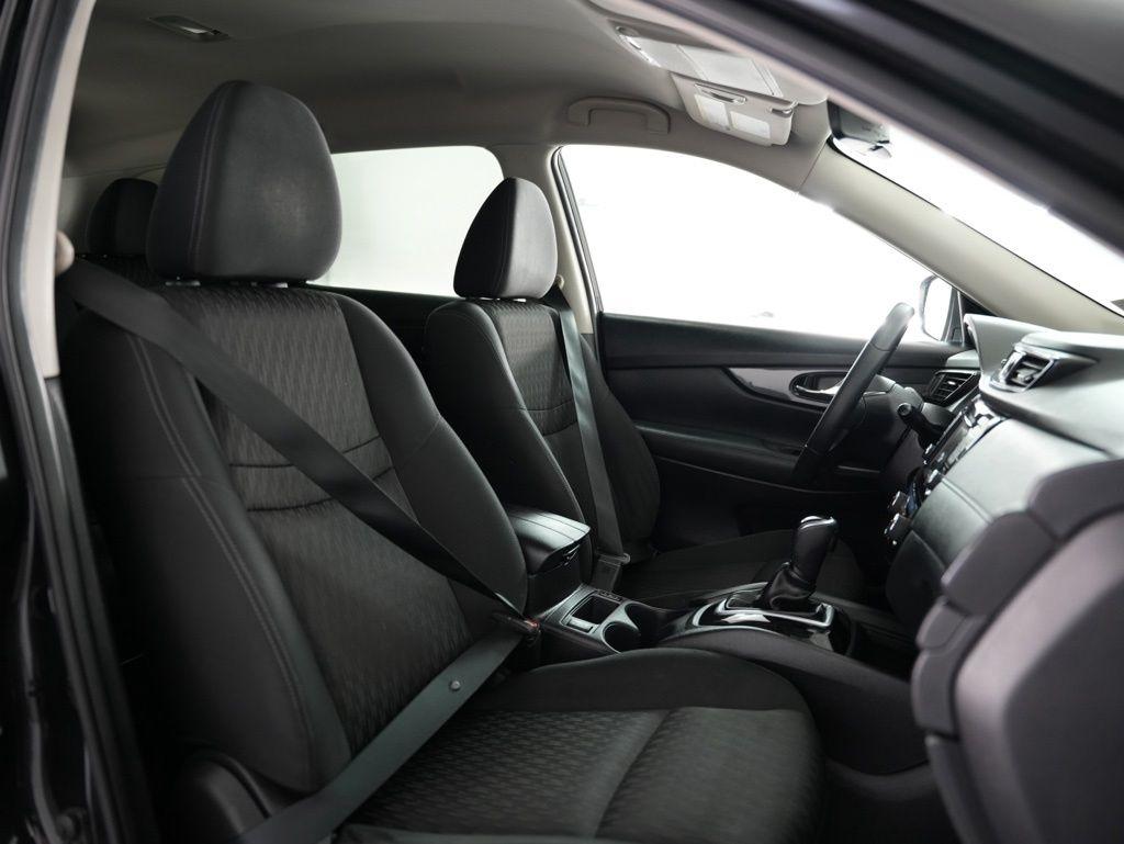 Nissan Rogue FWD SV 2020