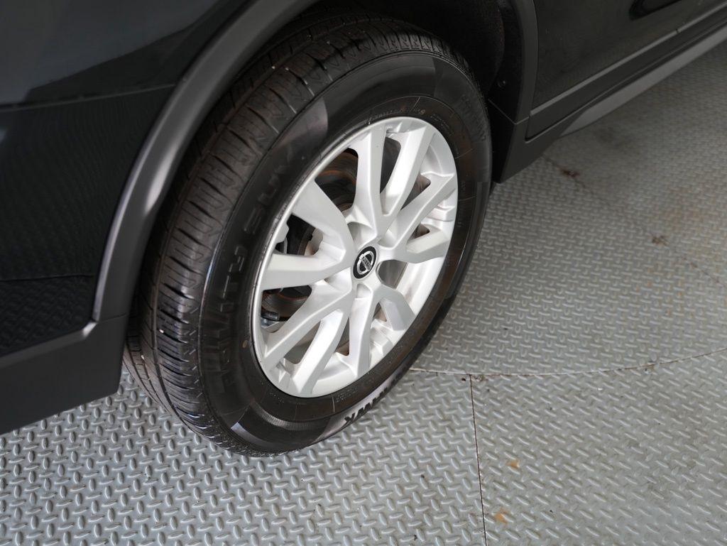 Nissan Rogue FWD SV 2020