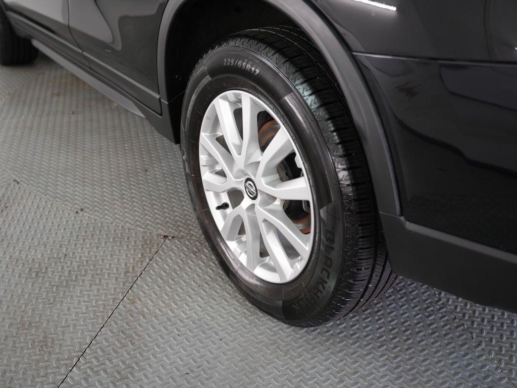Nissan Rogue FWD SV 2020