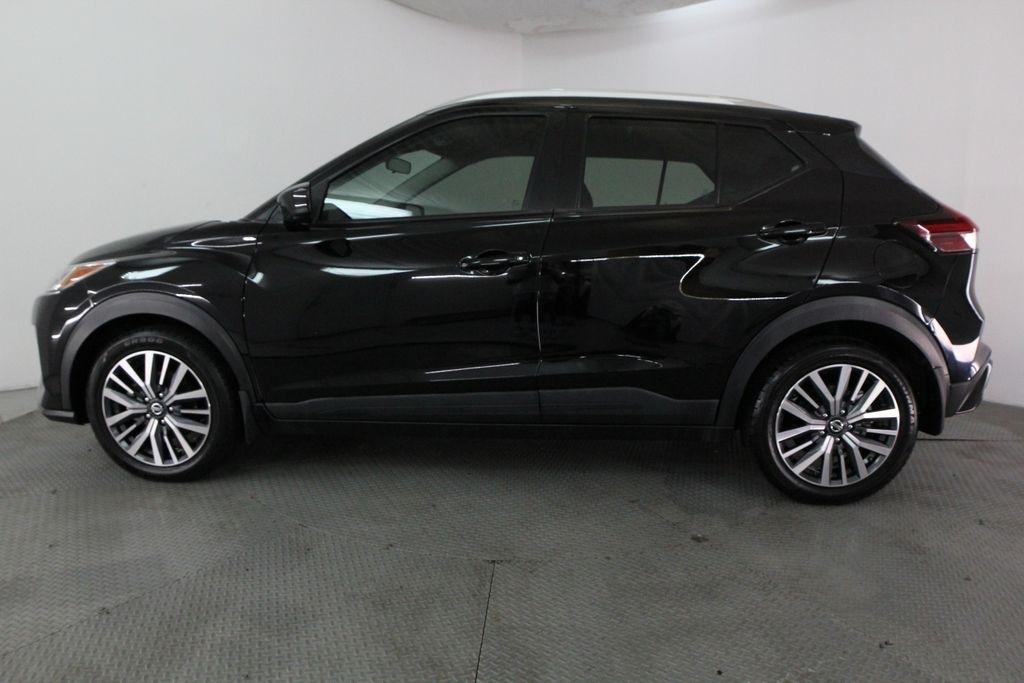 Nissan Kicks SV FWD 2021