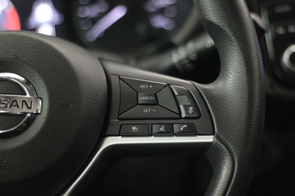 Nissan Kicks SV FWD 2021