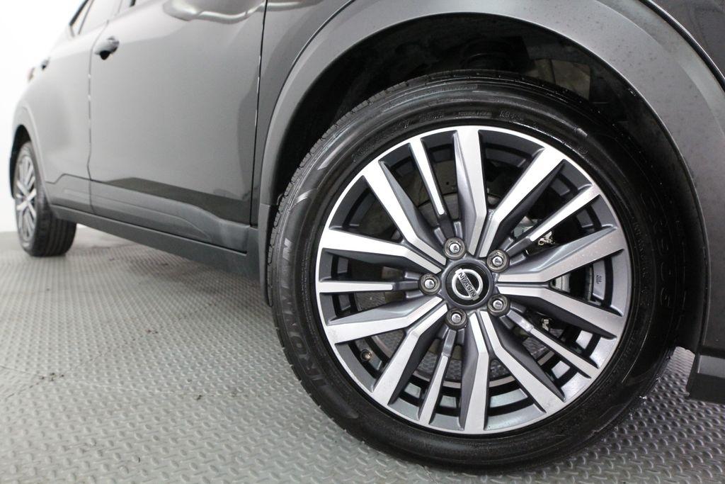 Nissan Kicks SV FWD 2021