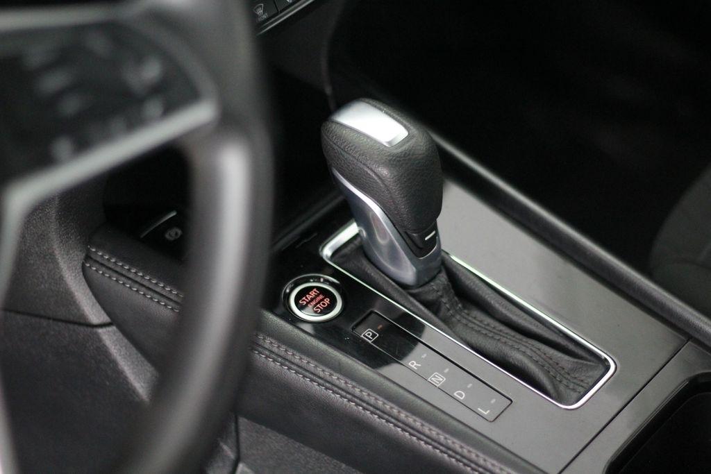 Nissan Kicks SV FWD 2021