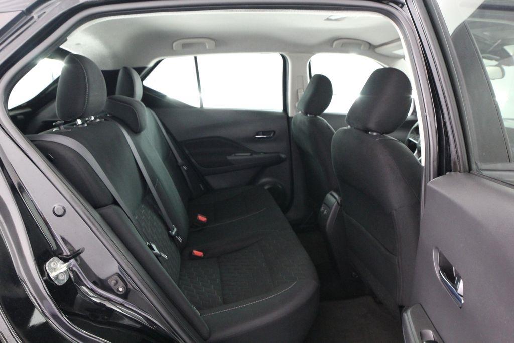 Nissan Kicks SV FWD 2021