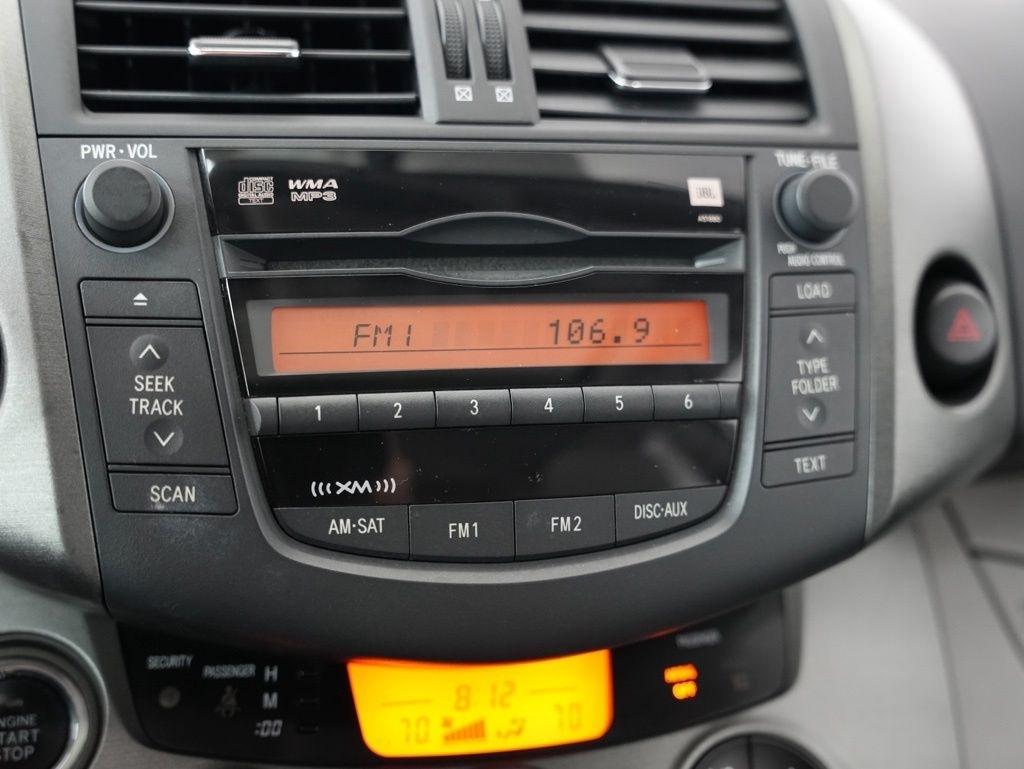 Toyota RAV4 4WD 4dr 4-cyl 4-Spd AT Ltd (Natl) 2011