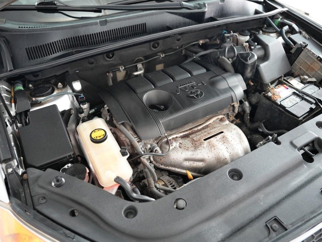 Toyota RAV4 4WD 4dr 4-cyl 4-Spd AT Ltd (Natl) 2011