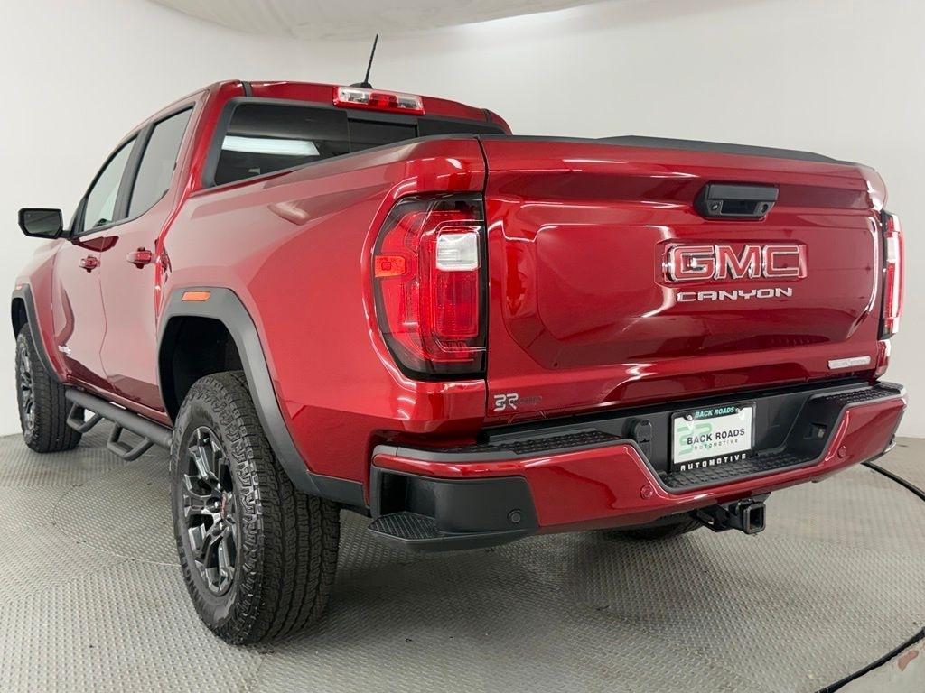 GMC Canyon 2WD Crew Cab Elevation 2025