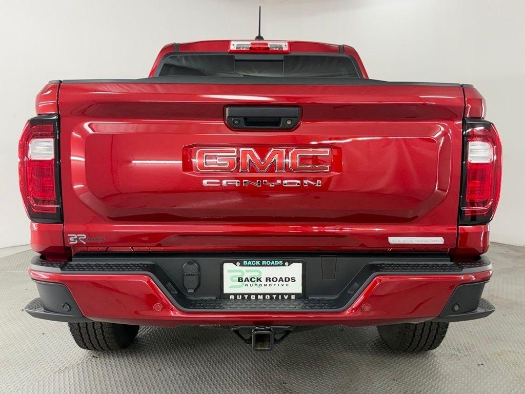 GMC Canyon 2WD Crew Cab Elevation 2025