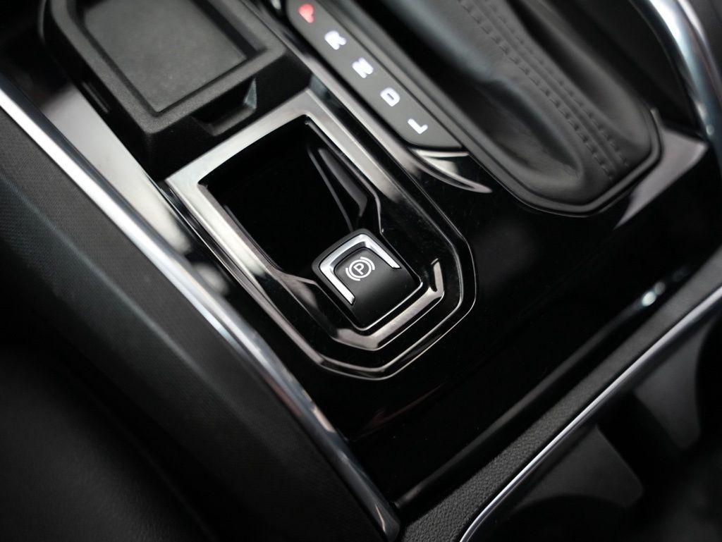 GMC Canyon 2WD Crew Cab Elevation 2025