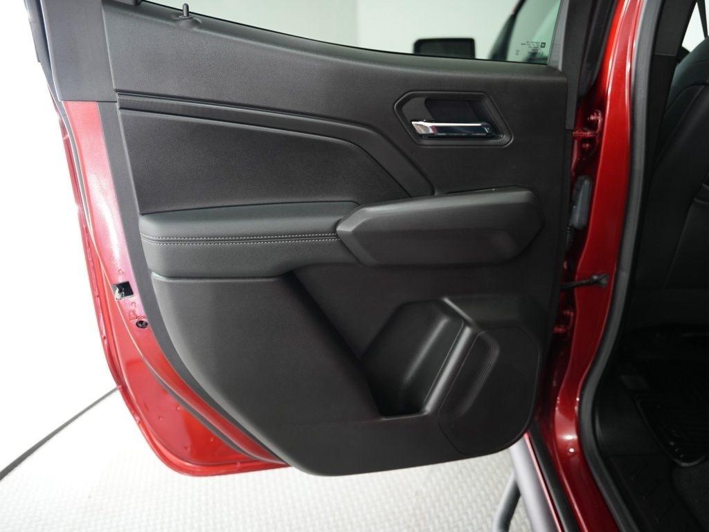 GMC Canyon 2WD Crew Cab Elevation 2025