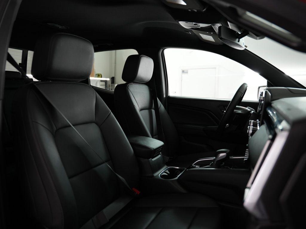 GMC Canyon 2WD Crew Cab Elevation 2025