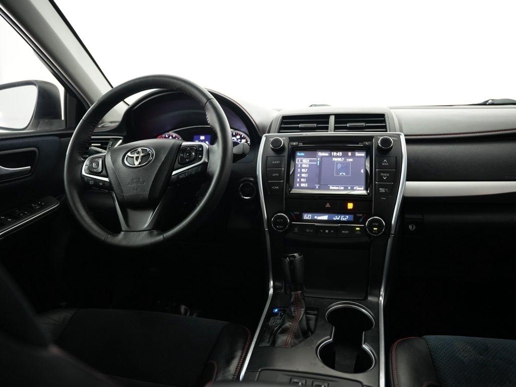 Toyota Camry 4dr Sdn V6 Auto XSE (Natl) 2015