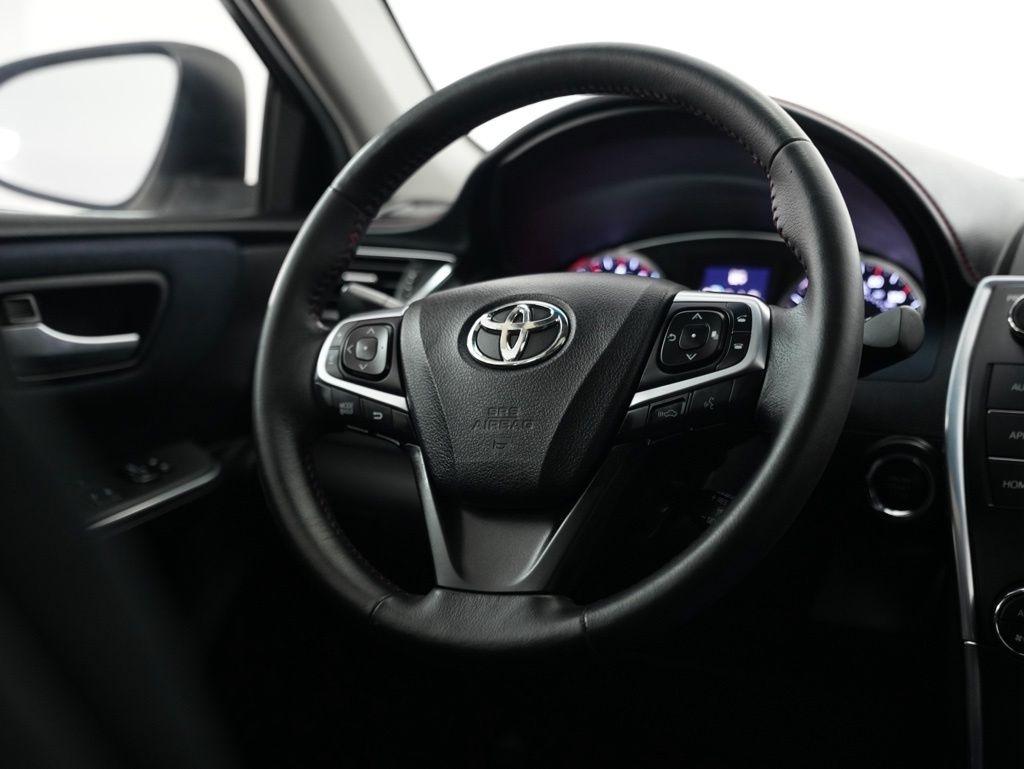 Toyota Camry 4dr Sdn V6 Auto XSE (Natl) 2015