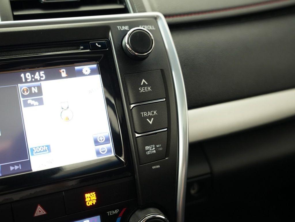 Toyota Camry 4dr Sdn V6 Auto XSE (Natl) 2015