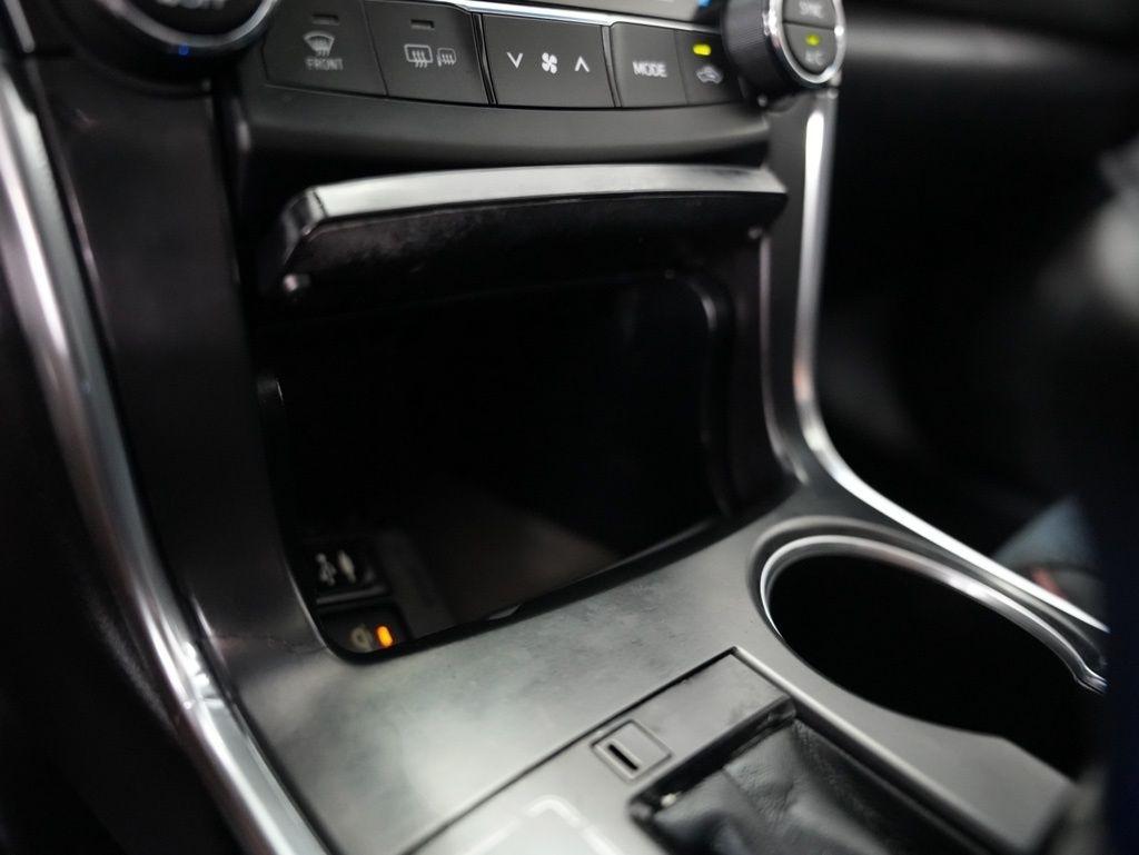 Toyota Camry 4dr Sdn V6 Auto XSE (Natl) 2015