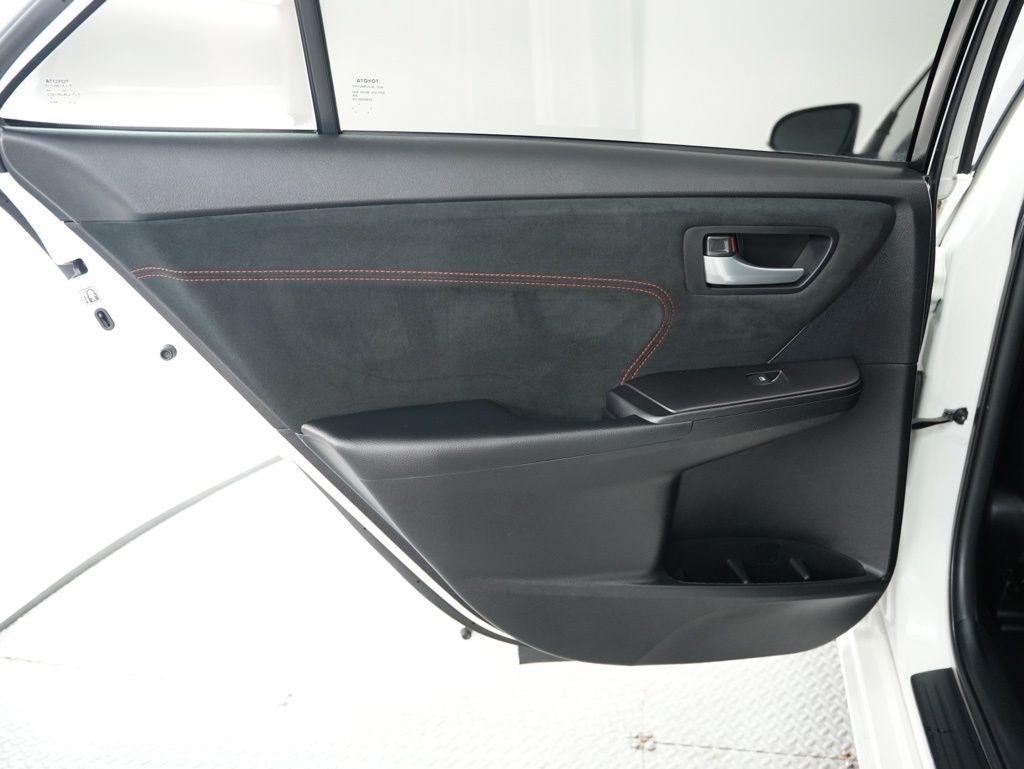 Toyota Camry 4dr Sdn V6 Auto XSE (Natl) 2015