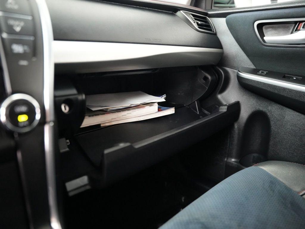 Toyota Camry 4dr Sdn V6 Auto XSE (Natl) 2015