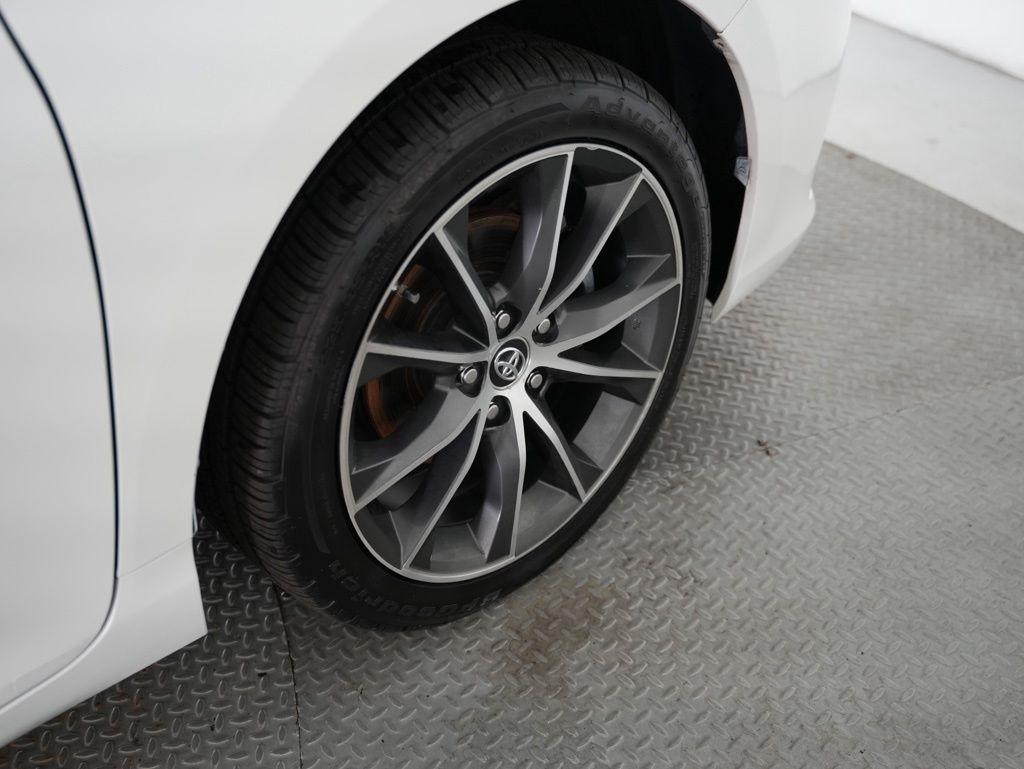 Toyota Camry 4dr Sdn V6 Auto XSE (Natl) 2015