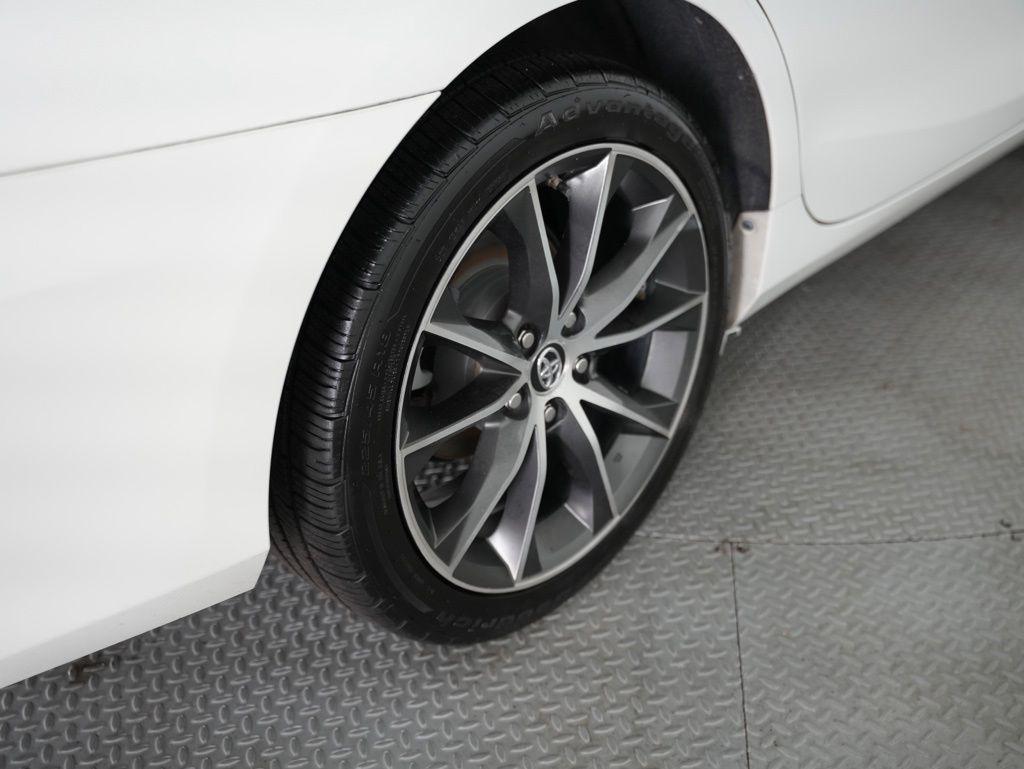 Toyota Camry 4dr Sdn V6 Auto XSE (Natl) 2015
