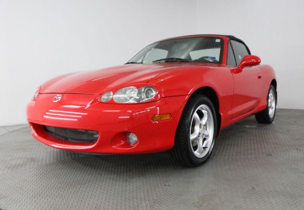 Mazda MX-5 Miata 2dr Conv Cloth Auto 2002