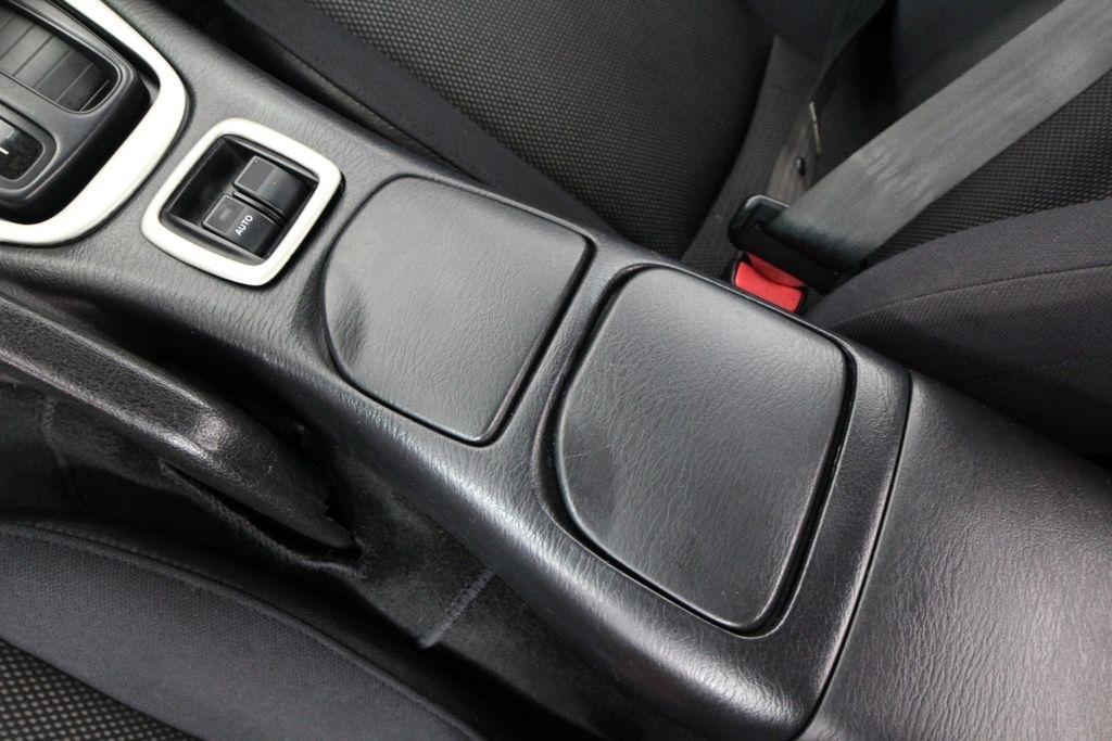 Mazda MX-5 Miata 2dr Conv Cloth Auto 2002