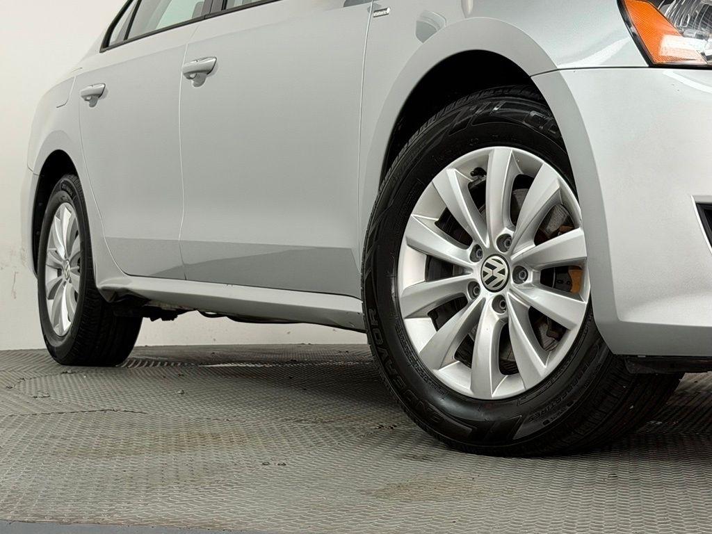Volkswagen Passat 4dr Sdn 1.8T Auto S PZEV 2015