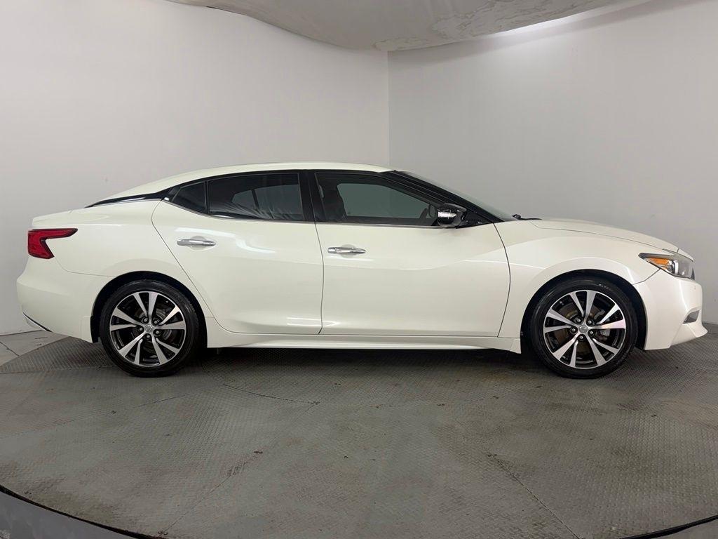 Nissan Maxima 4dr Sdn 3.5 SV 2016